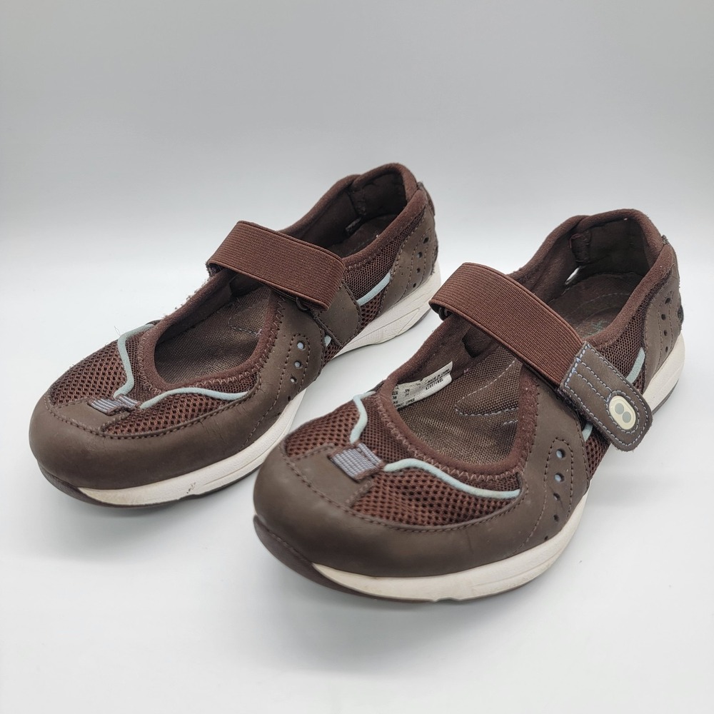Ryka Shoes Women's 7W Brown LW Maryjane Hook and Loop Elasticized Band